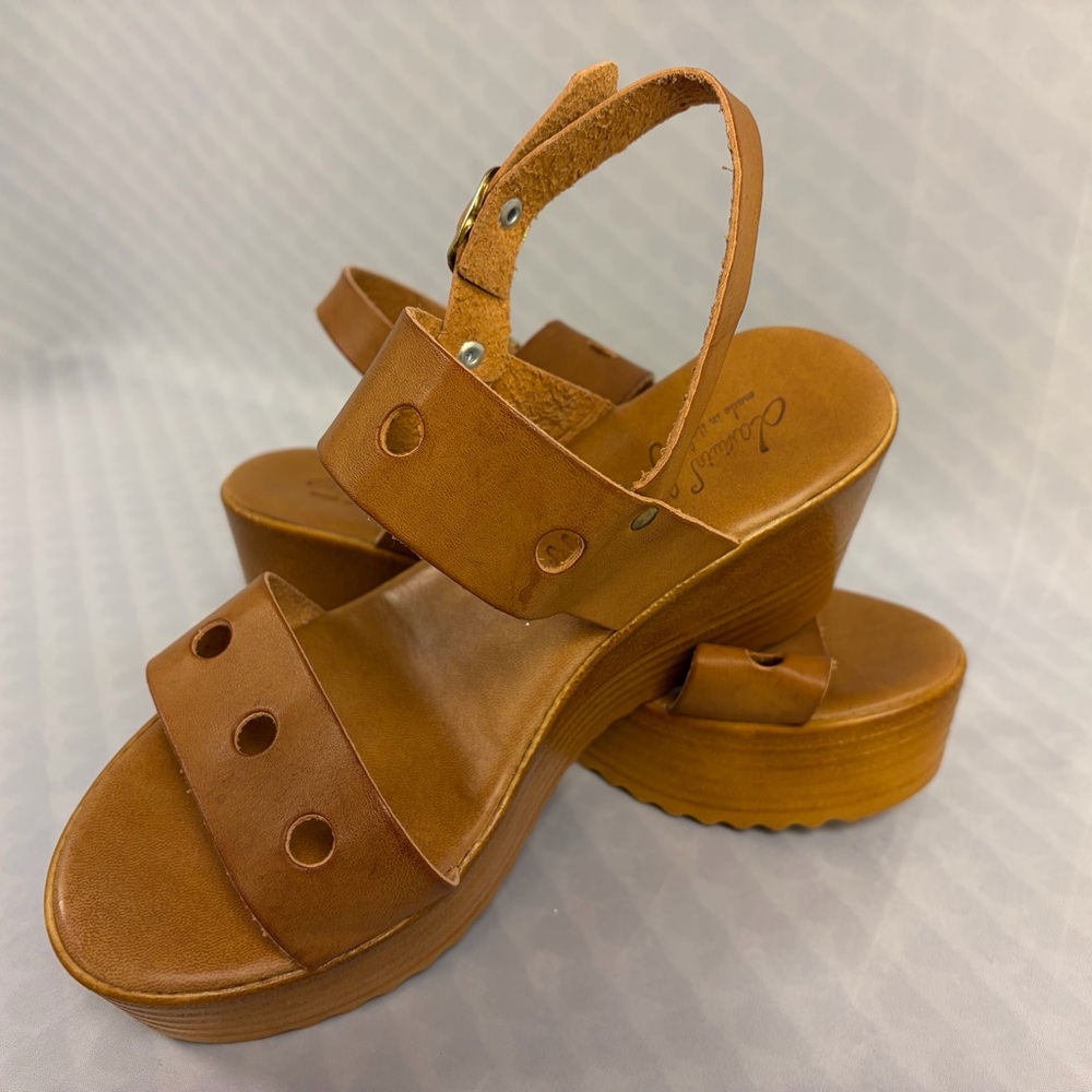 Clarissè Grandi Tan Leather Slide Wedges size 39 Purchased in Italy